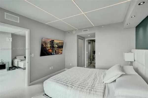 $4,900 | 1300 South Miami Avenue, Unit 4503, Miami, FL 33130