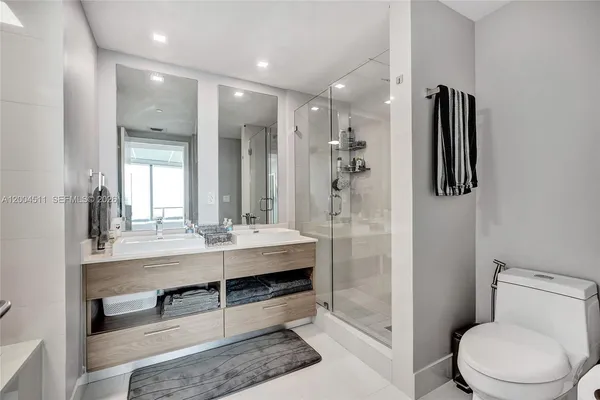 $4,900 | 1300 South Miami Avenue, Unit 4503, Miami, FL 33130