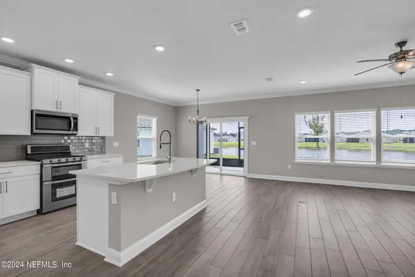 $2,800 | 660 Narvarez Avenue, St. Augustine, FL 32084