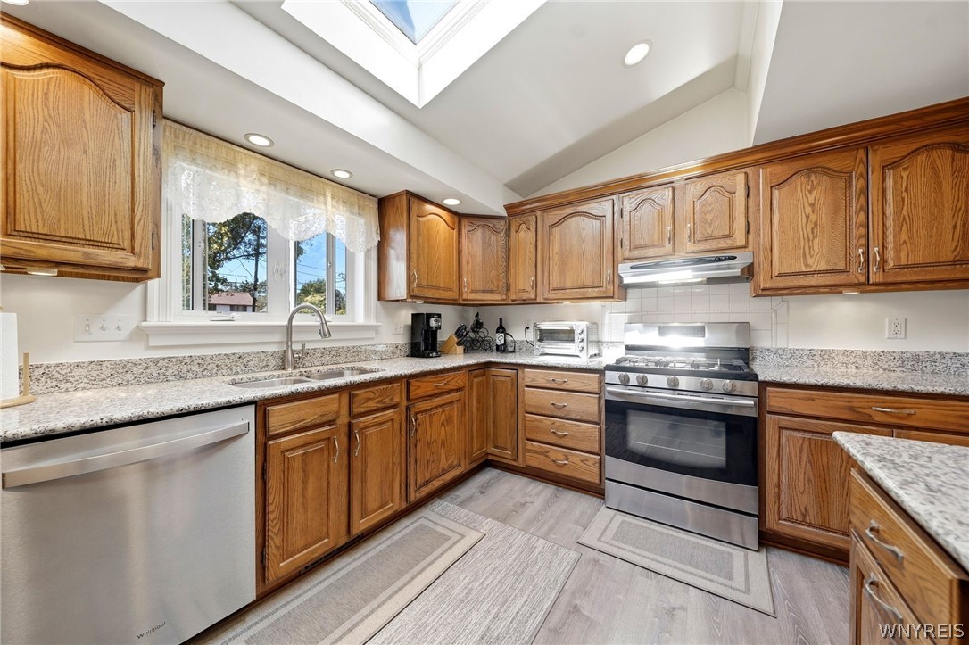 457 Mt Vernon Road Amherst, NY 14226 - Photo 7 of 50 Gallery Image 7