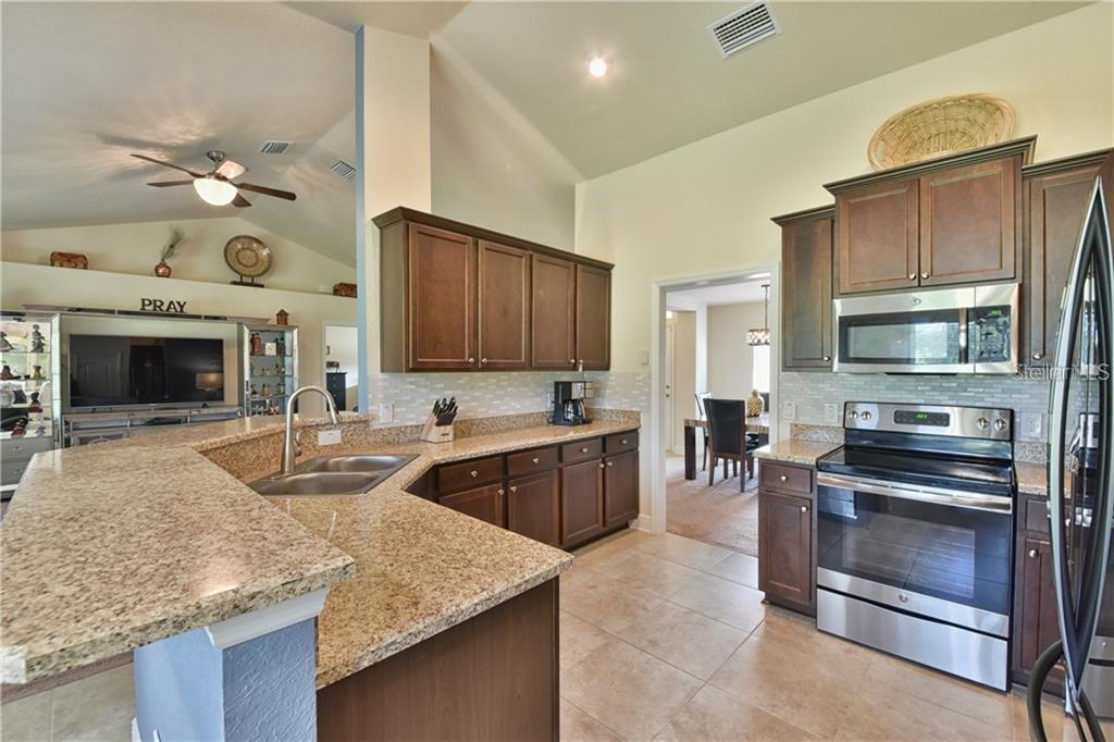 56 Diamond Club Road Ocala, FL 34472 - Photo 9 of 43 Gallery Image 9