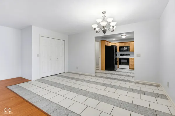$210,000 | 1711 Lafayette Avenue, Unit 11, Lebanon, IN 46052
