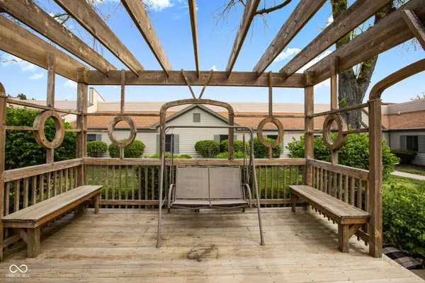 $210,000 | 1711 Lafayette Avenue, Unit 11, Lebanon, IN 46052