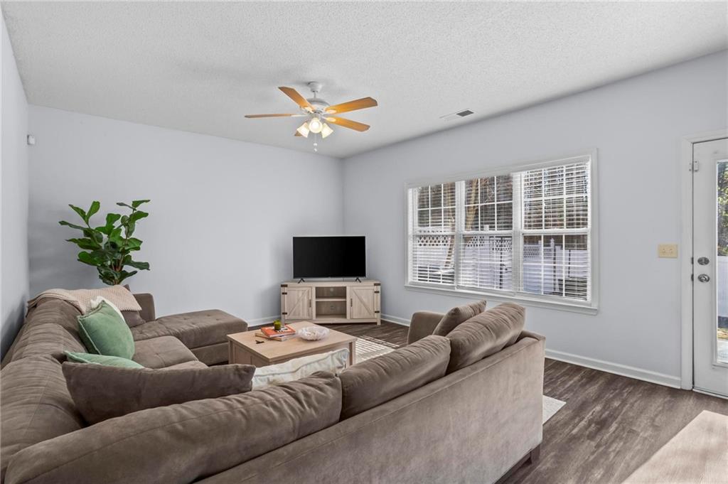 4809 Cameron Way Acworth, GA 30101 - Photo 4 of 27