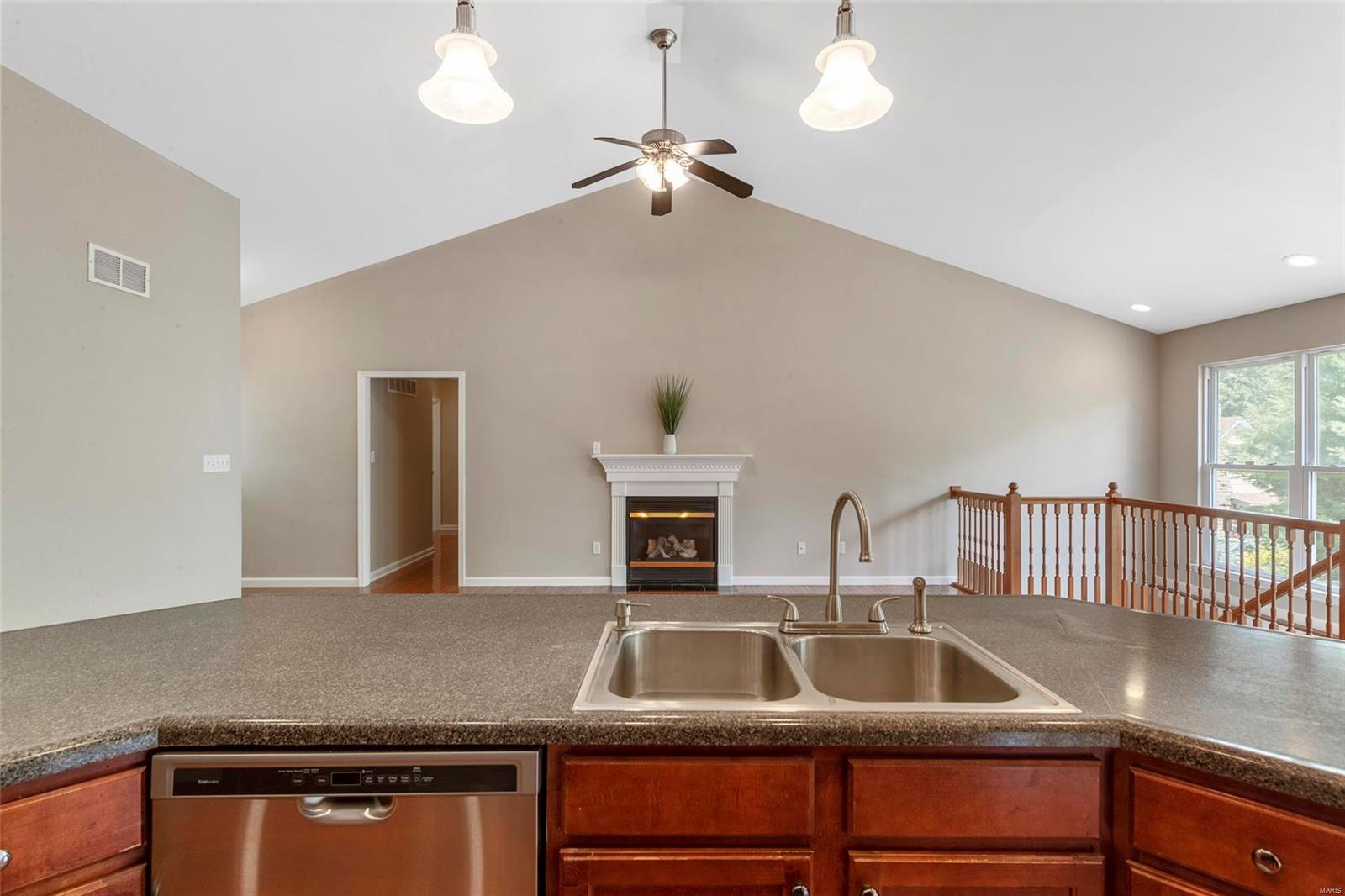 1022 Sulphur Spring Road Manchester, MO 63021 - Photo 8 of 30