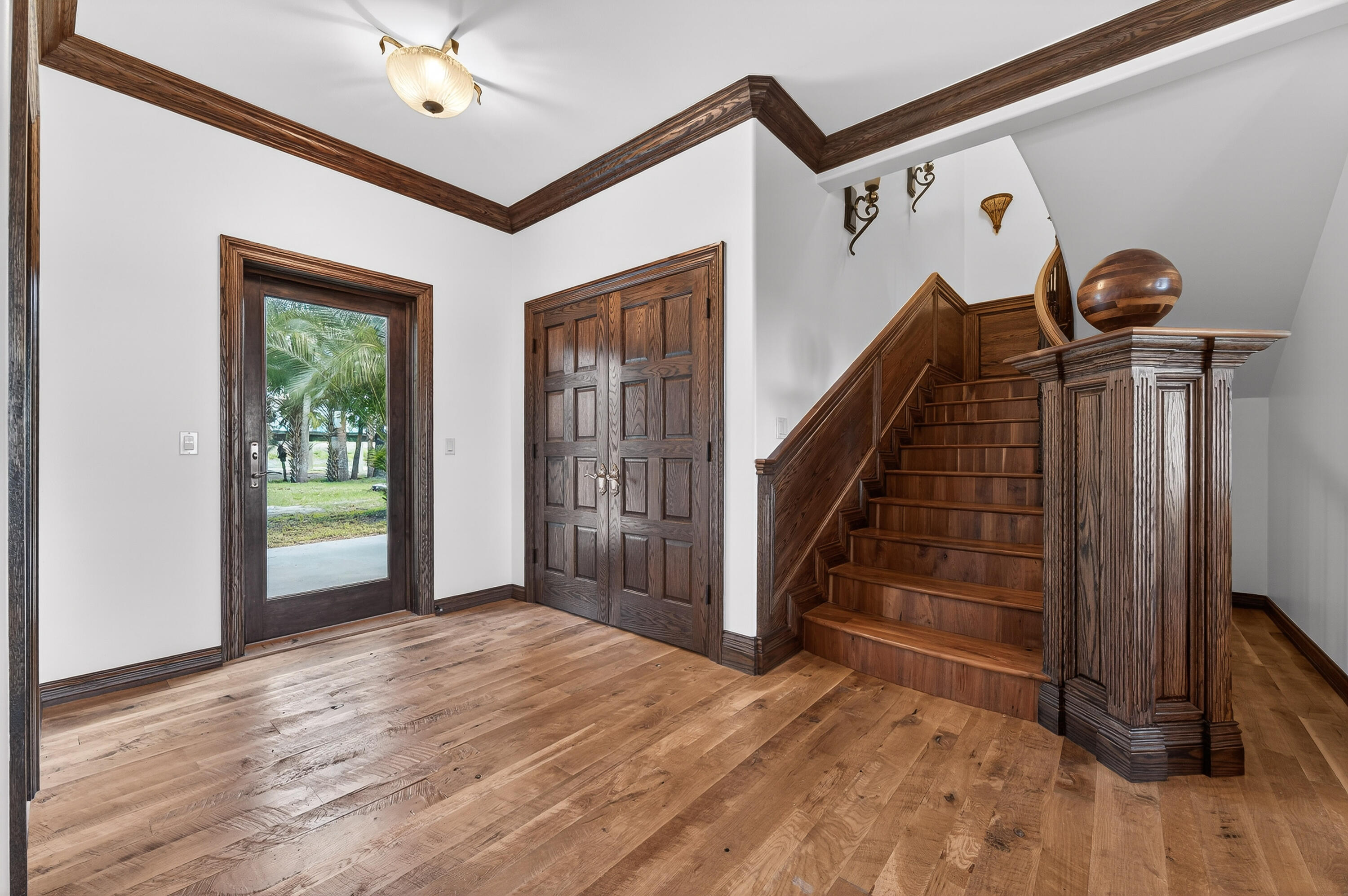 200 South Graves Road Fort Pierce, FL 34945 - Photo 17 of 58 a view of an entryway
