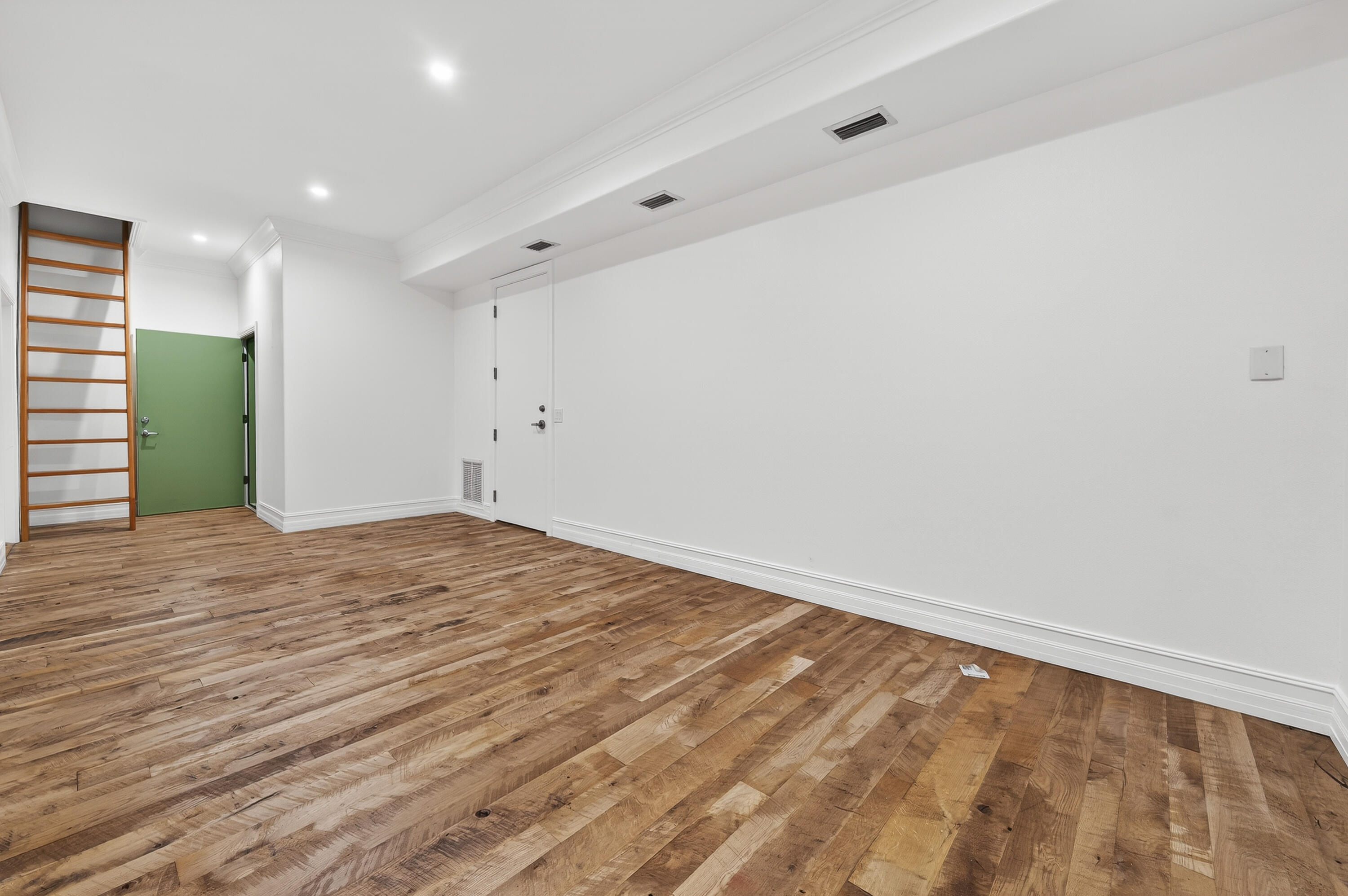 200 South Graves Road Fort Pierce, FL 34945 - Photo 44 of 58 a view of empty room