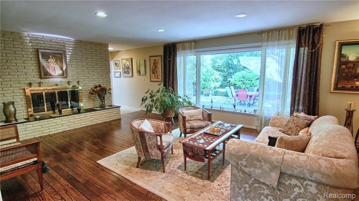 4653 Brightmore Road Bloomfield Hills, MI 48302 - Photo 5 of 30 0_92121500_1402079314.jpg