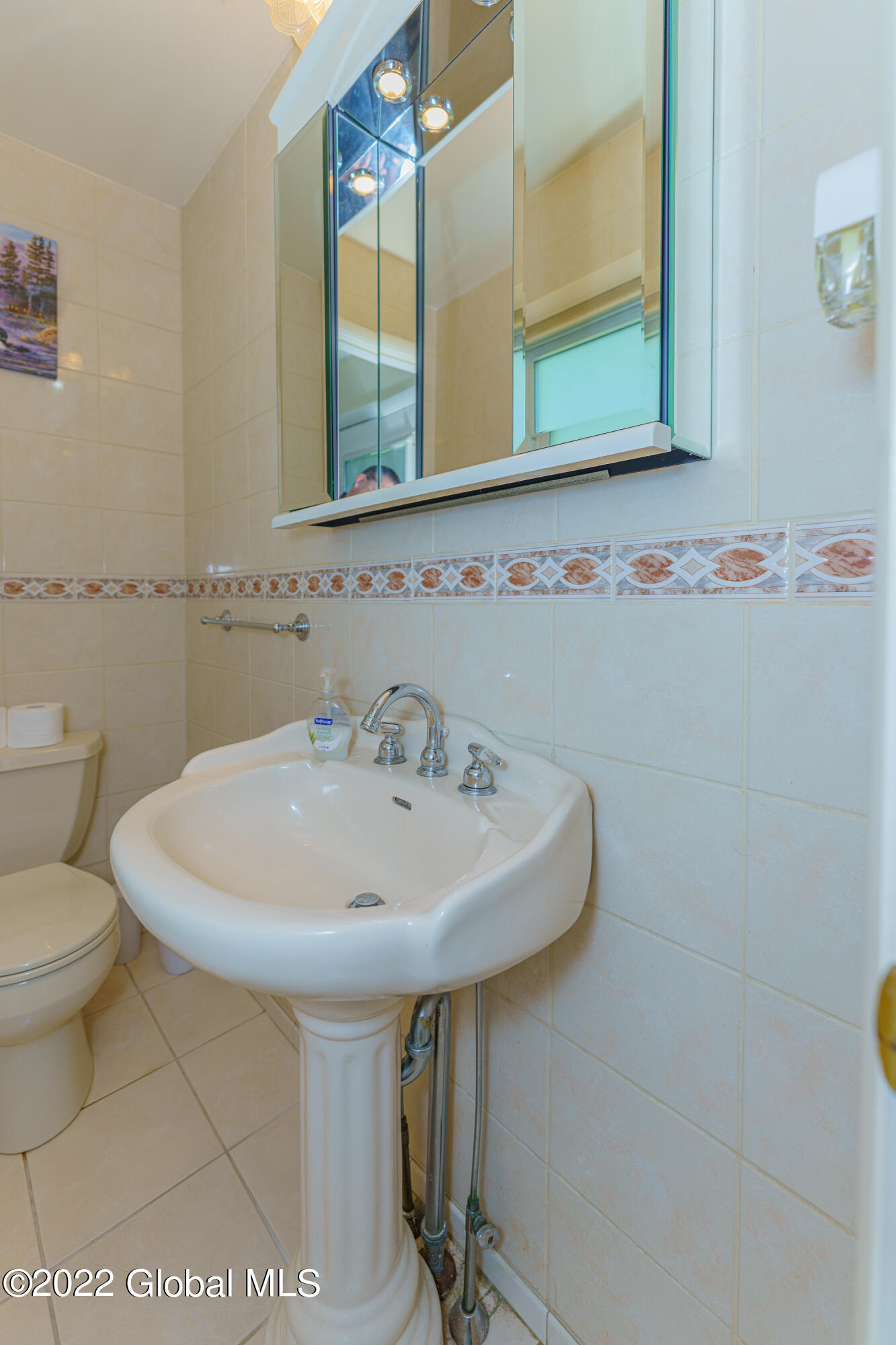 38 Crestone Road Colonie, NY 12205 - Photo 23 of 37 Bathroom 1