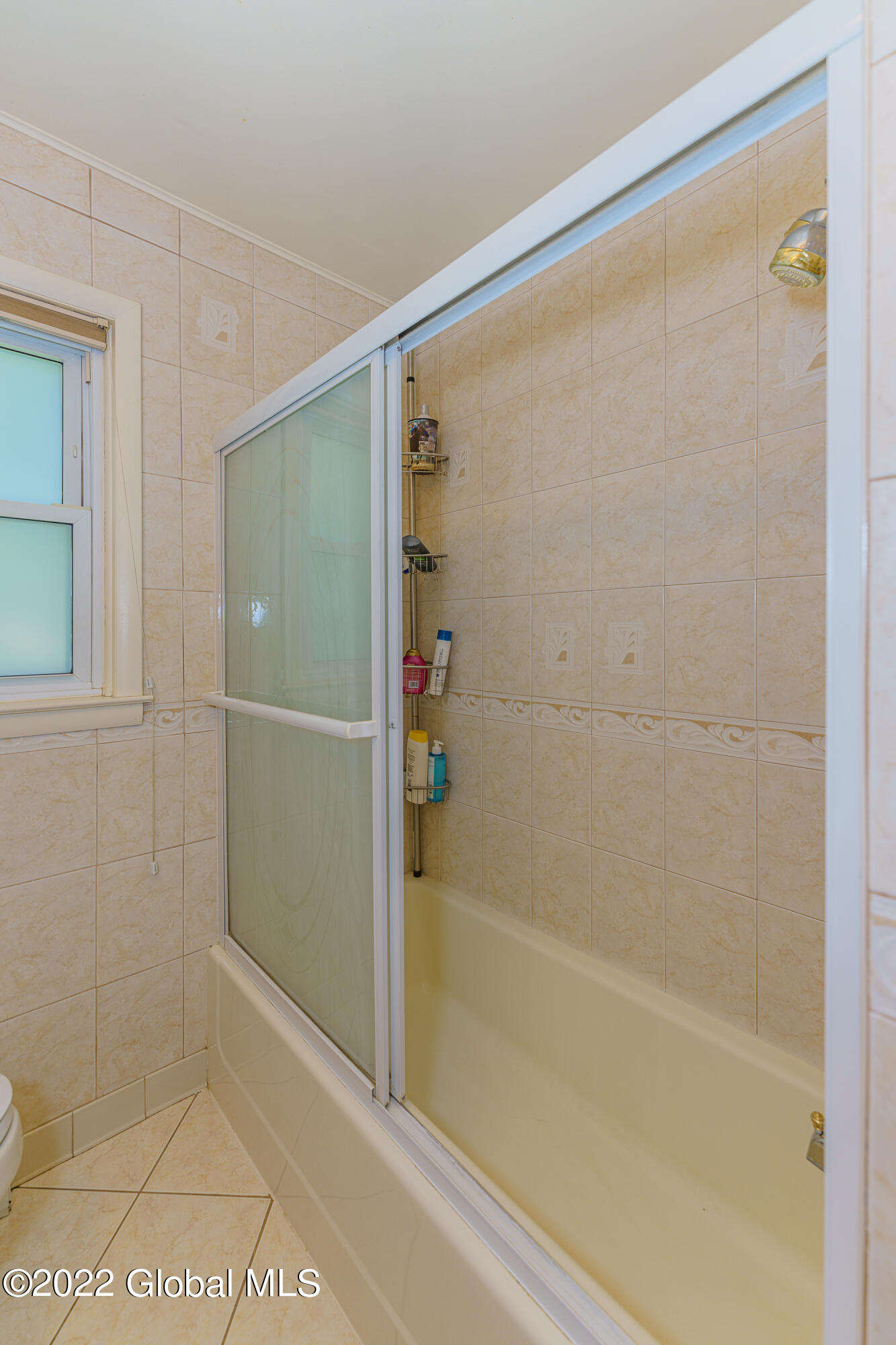 38 Crestone Road Colonie, NY 12205 - Photo 25 of 37 Bathroom 3