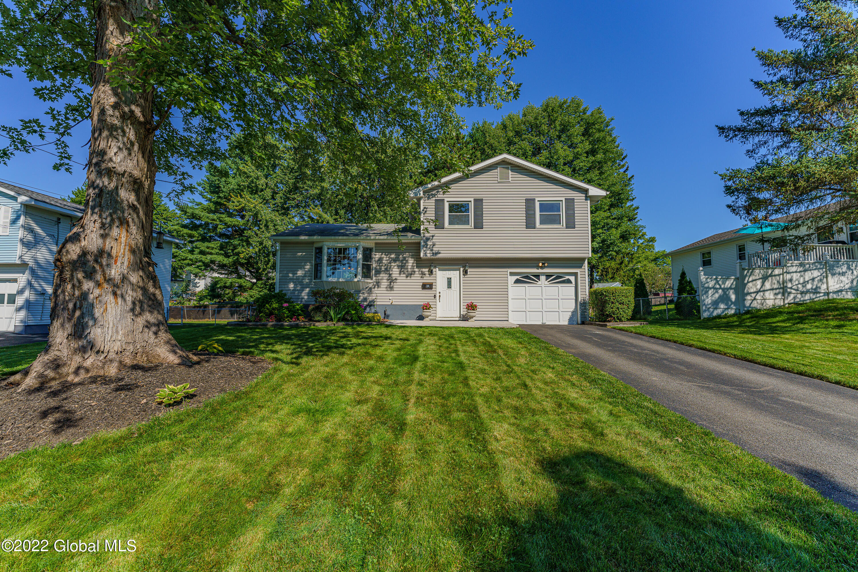 38 Crestone Road Colonie, NY 12205 - Photo 35 of 37 0 front 1