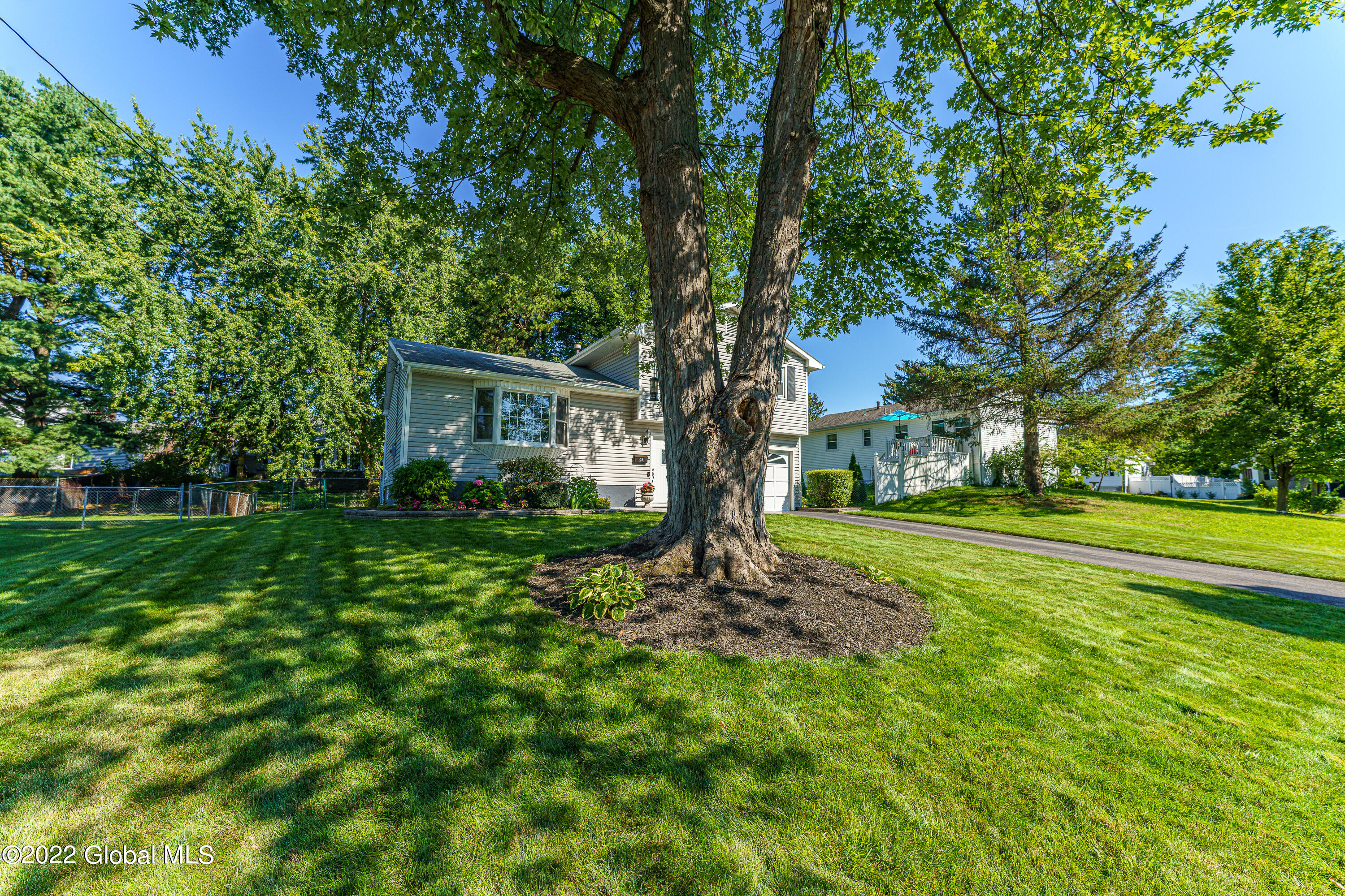 38 Crestone Road Colonie, NY 12205 - Photo 36 of 37 0 front 2