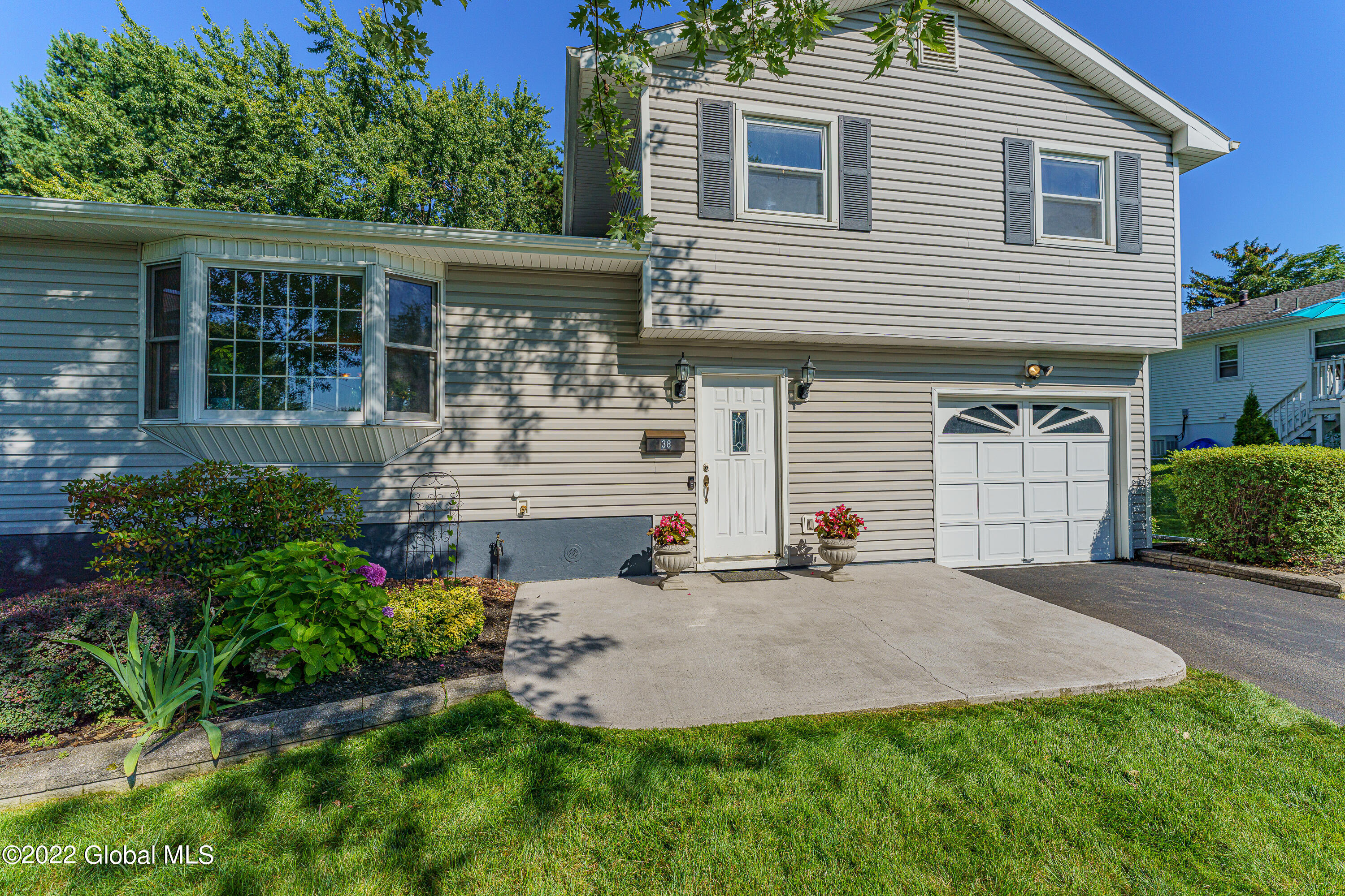 38 Crestone Road Colonie, NY 12205 - Photo 37 of 37 0 front 4