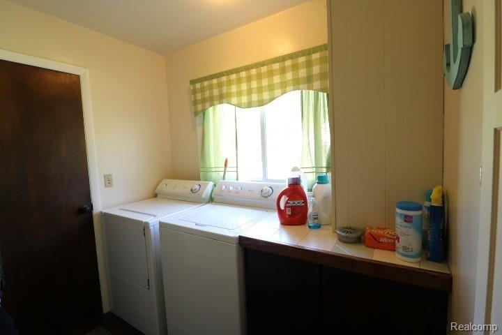 233 Turrill Road Lapeer, MI 48446 - Photo 17 of 22