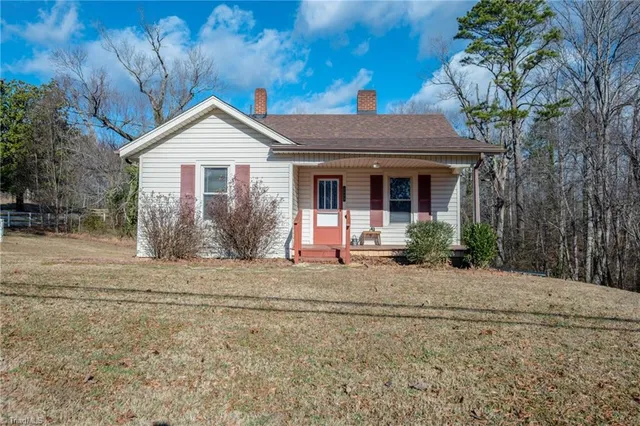 $175,000 | 2660 West Pine Street, Mount Airy, NC 27030