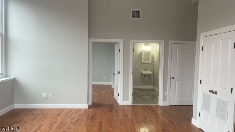 38 Mill Street Paterson, NJ 07501 - Photo 10 of 21