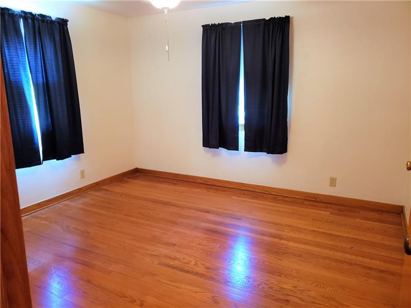 1318 Sunnybrook Road Washington, PA 15301 - Photo 8 of 14 Gallery Image 8