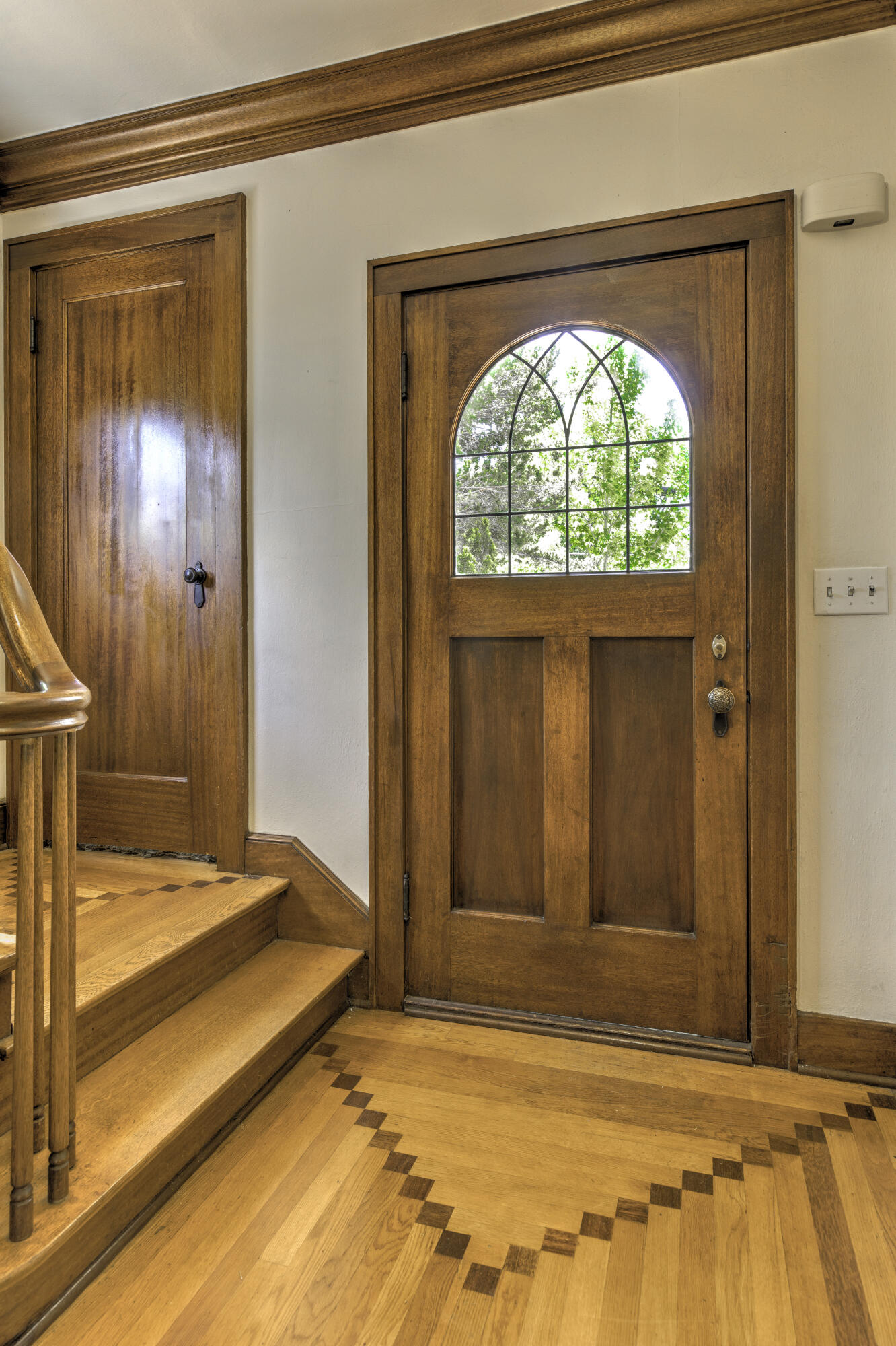 2419 Hillcrest Road Medford, OR 97504 - Photo 10 of 63 797A8866_67_68_69_70-Edit-Edit