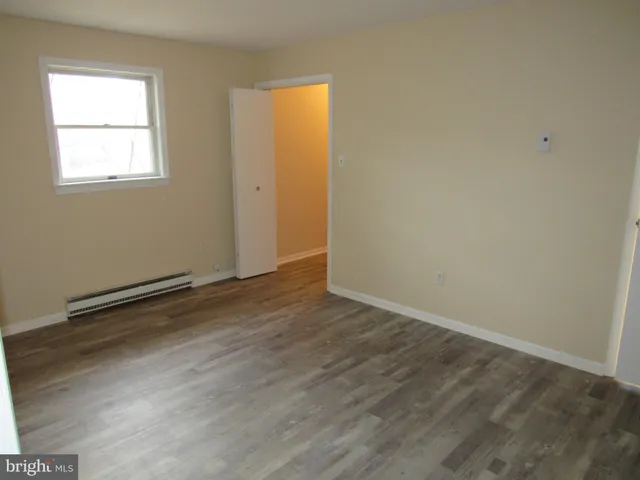 $1,200 | 221 Swinehart Road, Boyertown, PA 19512