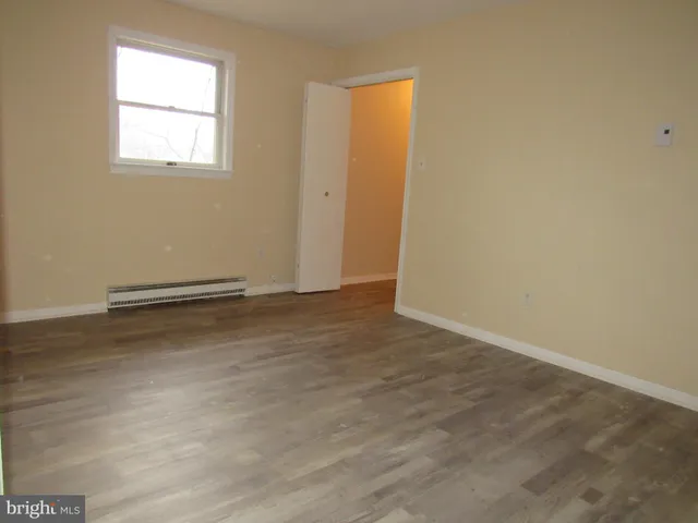 $1,200 | 221 Swinehart Road, Boyertown, PA 19512