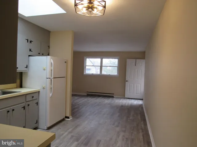 $1,200 | 221 Swinehart Road, Boyertown, PA 19512