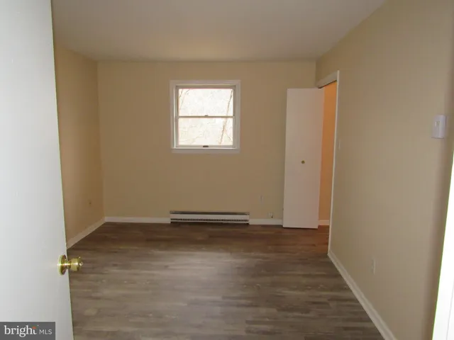 $1,200 | 221 Swinehart Road, Boyertown, PA 19512