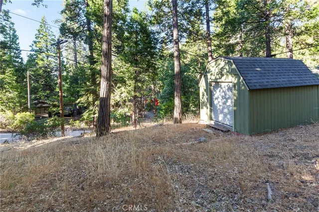 a view of a lake with houses