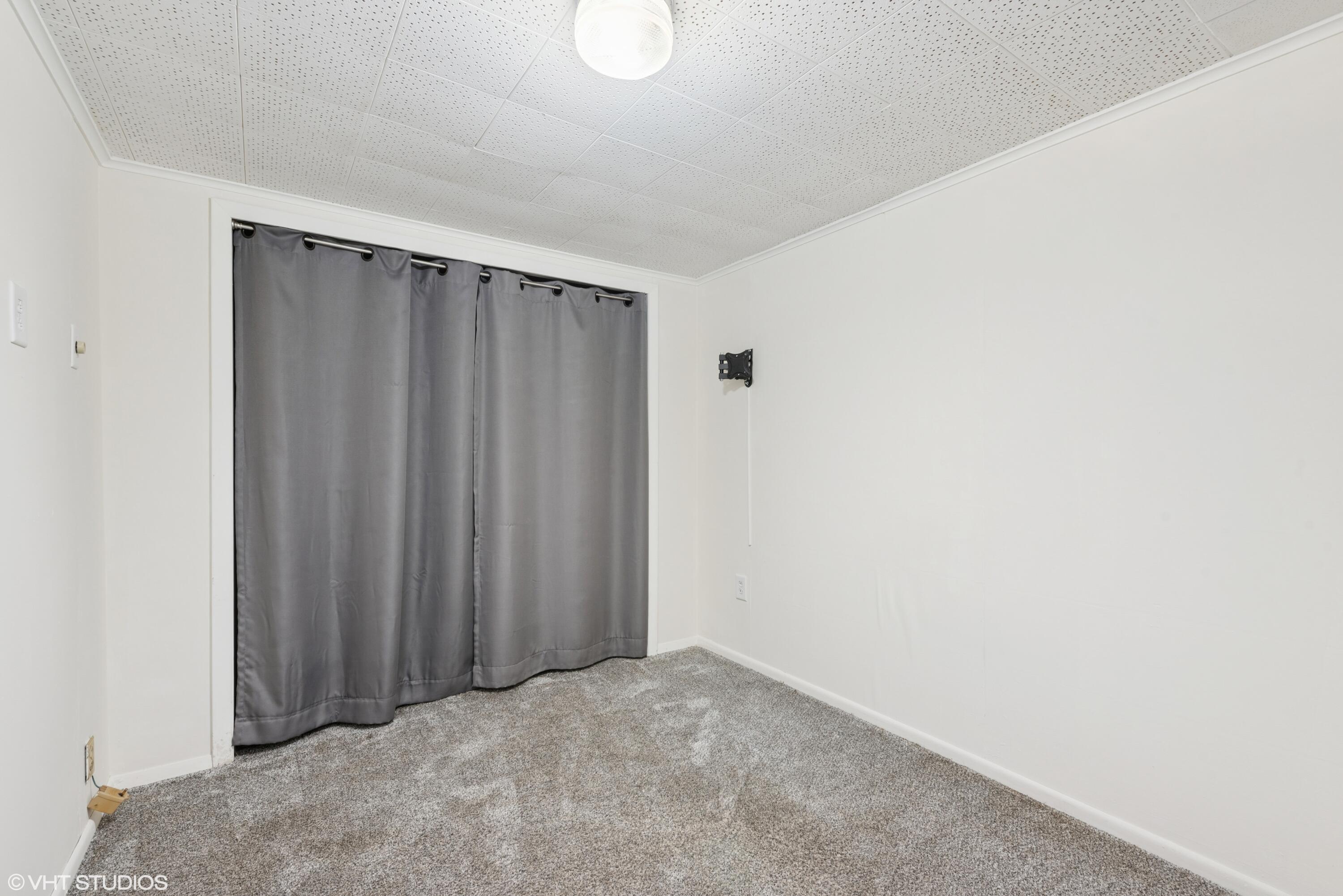 925 North Warren Street Gary, IN 46403 - Photo 10 of 17 3000x2002