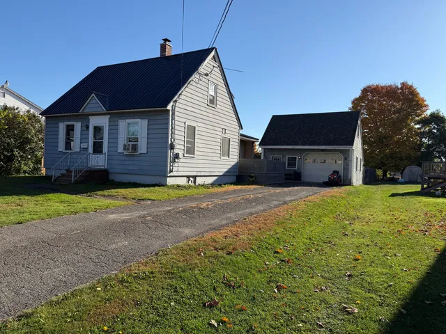$165,000 | 49 Elm Street, Houlton, ME 04730
