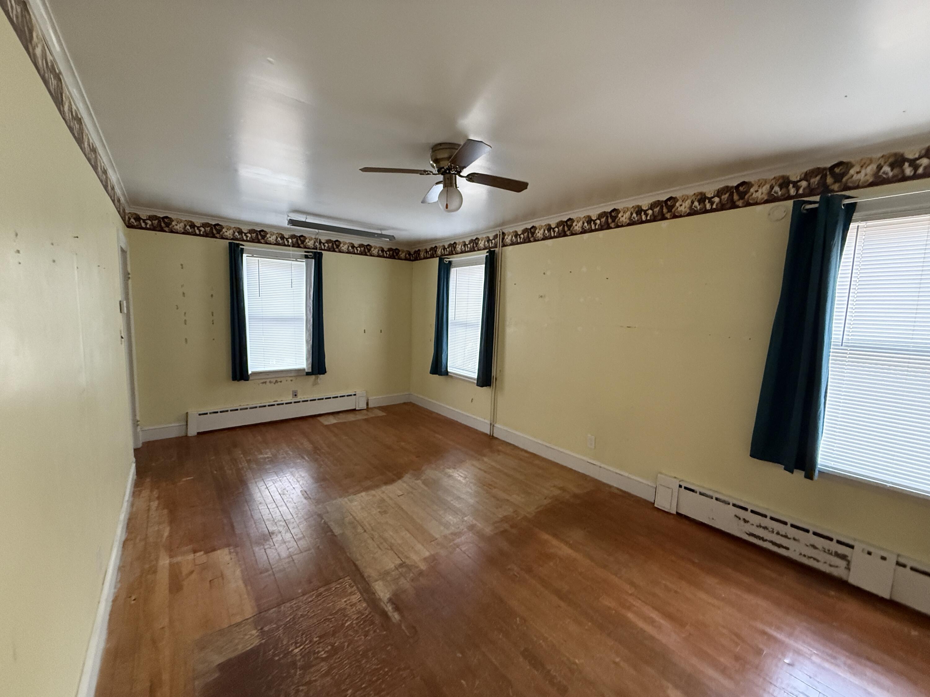 49 Elm Street Houlton, ME 04730 - Photo 13 of 28 IMG_2614