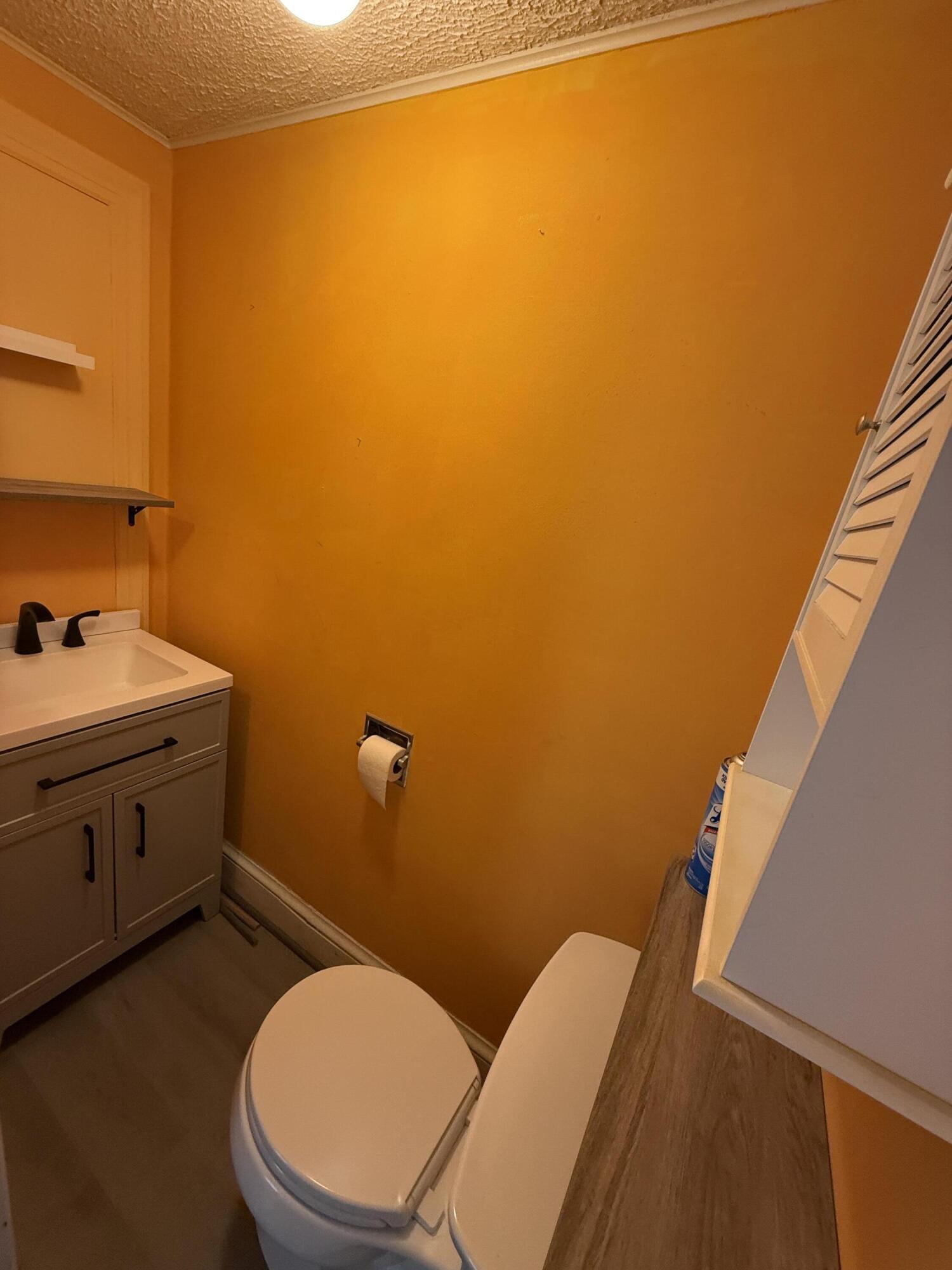 49 Elm Street Houlton, ME 04730 - Photo 15 of 28 IMG_2622