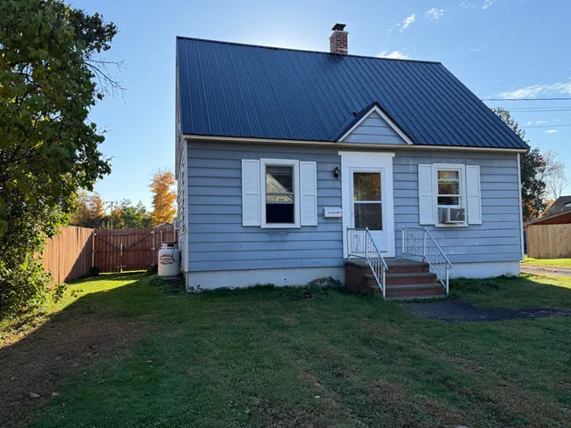 $165,000 | 49 Elm Street, Houlton, ME 04730