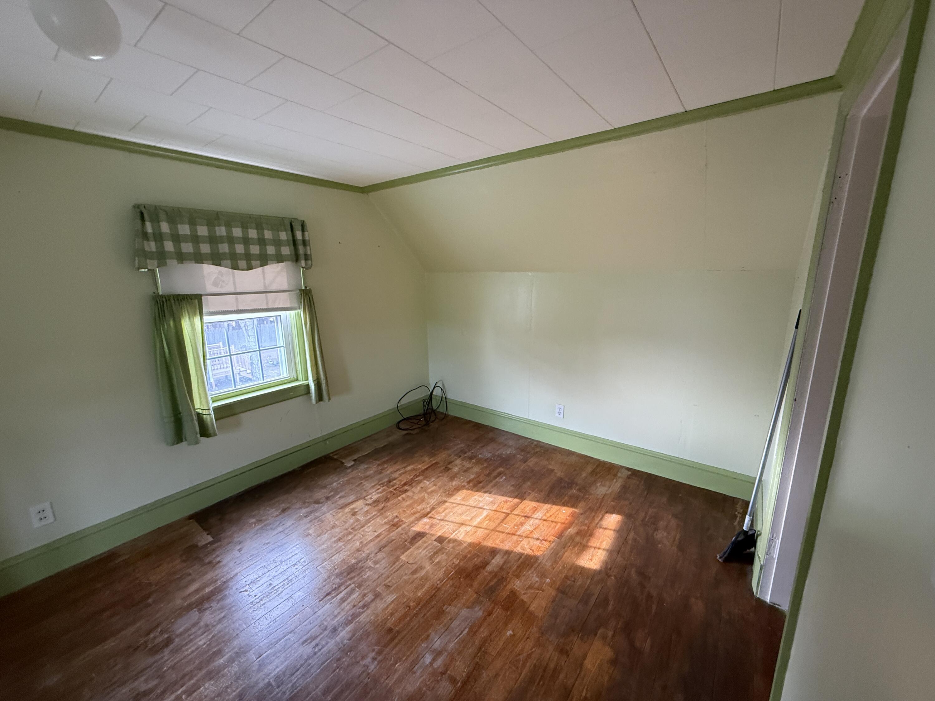 49 Elm Street Houlton, ME 04730 - Photo 22 of 28 IMG_2633