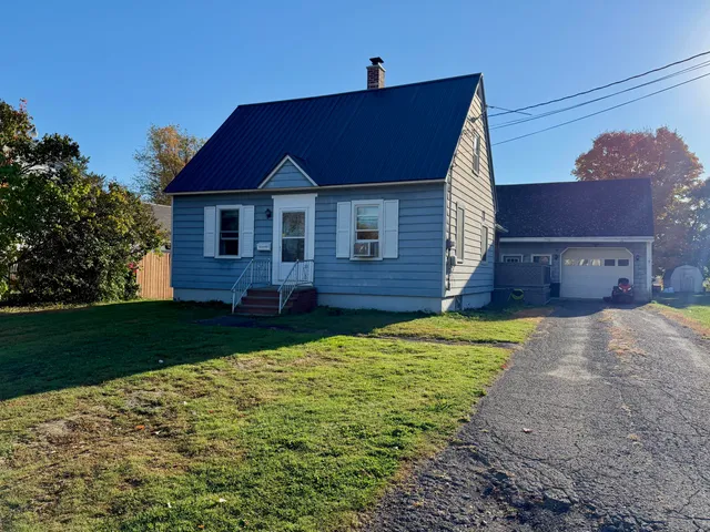 $165,000 | 49 Elm Street, Houlton, ME 04730