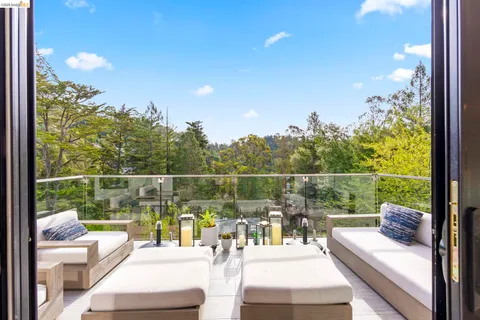 $1,198,000 | 45 Homeglen Lane, Oakland, CA 94611