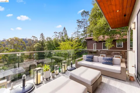 $1,198,000 | 45 Homeglen Lane, Oakland, CA 94611