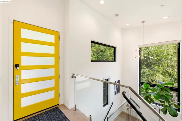 $1,198,000 | 45 Homeglen Lane, Oakland, CA 94611