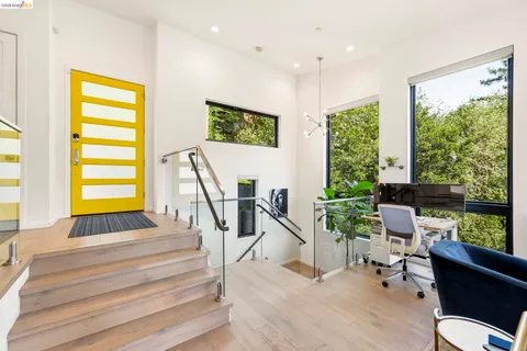 $1,198,000 | 45 Homeglen Lane, Oakland, CA 94611