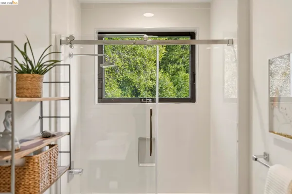 $1,198,000 | 45 Homeglen Lane, Oakland, CA 94611