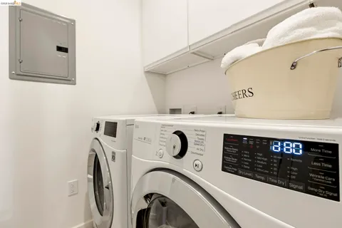 $1,198,000 | 45 Homeglen Lane, Oakland, CA 94611