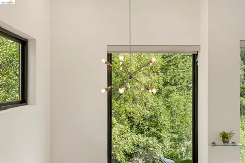 $1,198,000 | 45 Homeglen Lane, Oakland, CA 94611