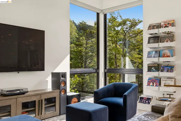 $1,198,000 | 45 Homeglen Lane, Oakland, CA 94611