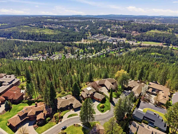 $1,000,000 | 5432 South Quail Ridge Circle, Spokane, WA 99223