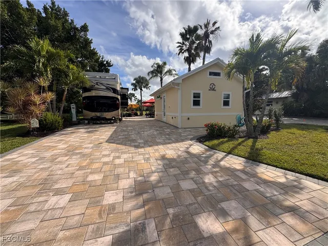 $399,000 | Lot 23-3020 West Riverbend Resort Boulevard, LaBelle, FL 33935