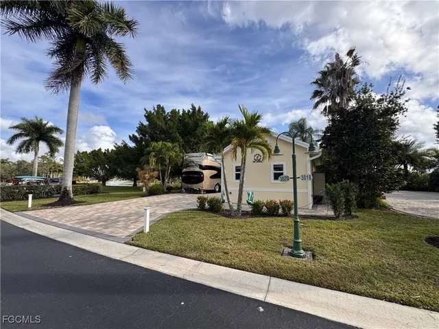 $399,000 | Lot 23-3020 West Riverbend Resort Boulevard, LaBelle, FL 33935