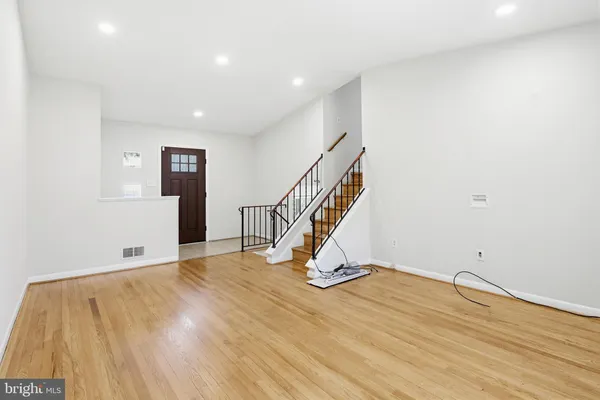 $3,500 | 9717 Hedin Drive, Silver Spring, MD 20903
