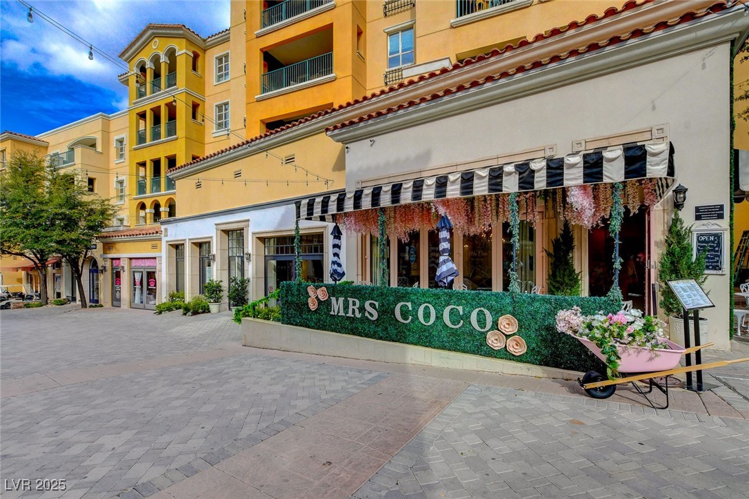 30 Strada Di Villaggio, Unit 513 Henderson, NV 89011 - Photo 53 of 64 The Village Shops and Dining