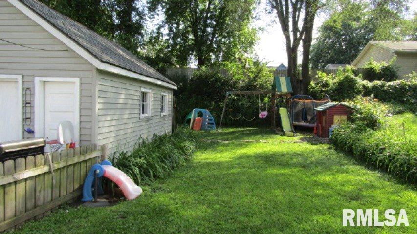 245 20th Place Clinton, IA 52732 - Photo 12 of 12 Gallery Image 12