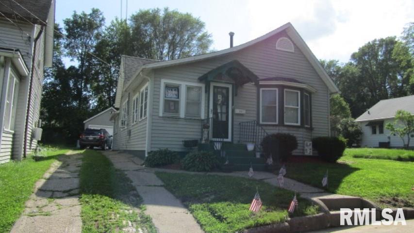 245 20th Place Clinton, IA 52732 - Photo 2 of 12 Gallery Image 2