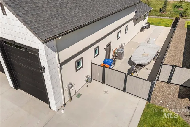 $959,999 | 5718 West Polecat Drive, Eagle, ID 83616